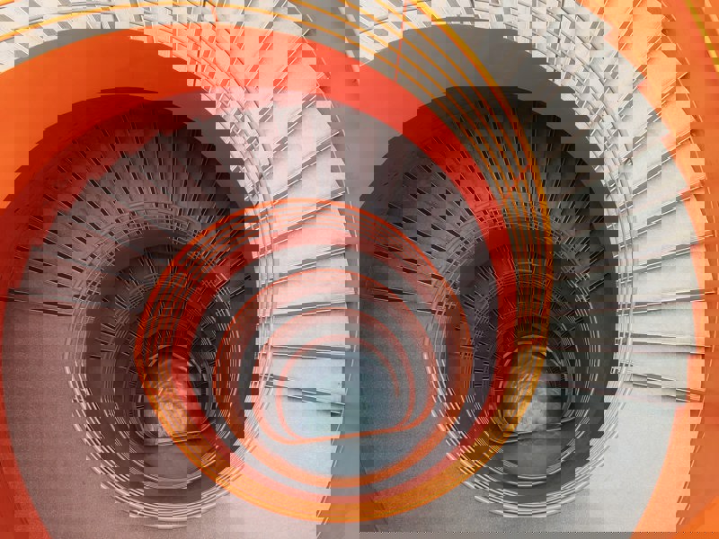 Image of a spiral staircase.