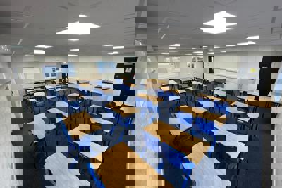 Image of a class room within a portacabin.