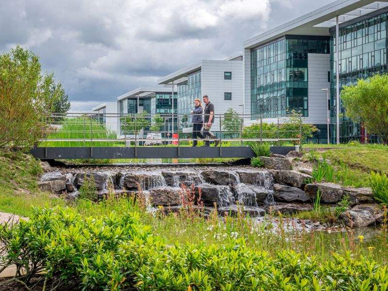 Maxim Park, Eurocentral