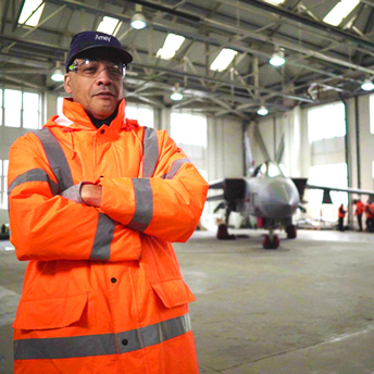 employee in Amey PPE