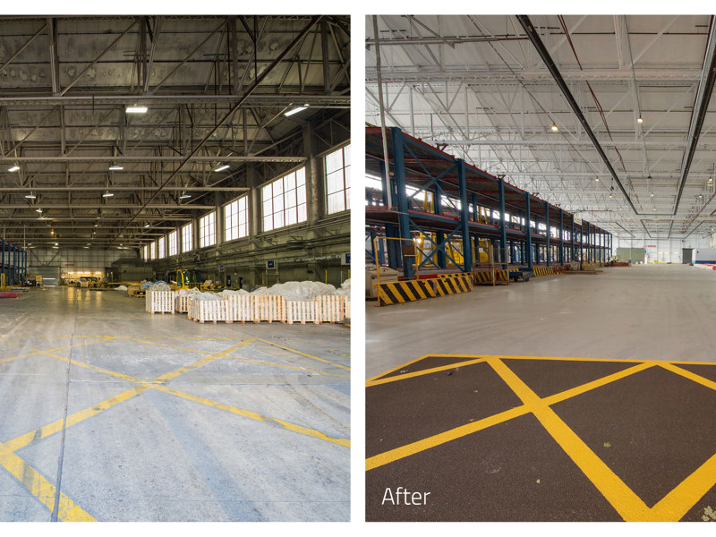 Image of inside Brize Nortons hanger 49.